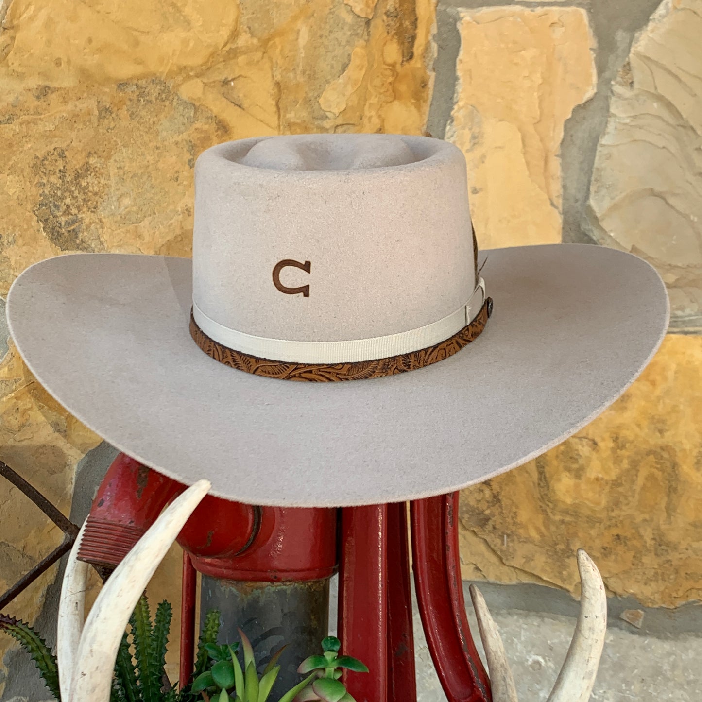 Charlie 1 Horse - Happy Trails Hat
