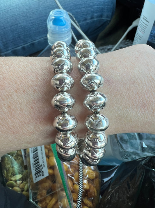 Etched Navajo Pearl Bracelet