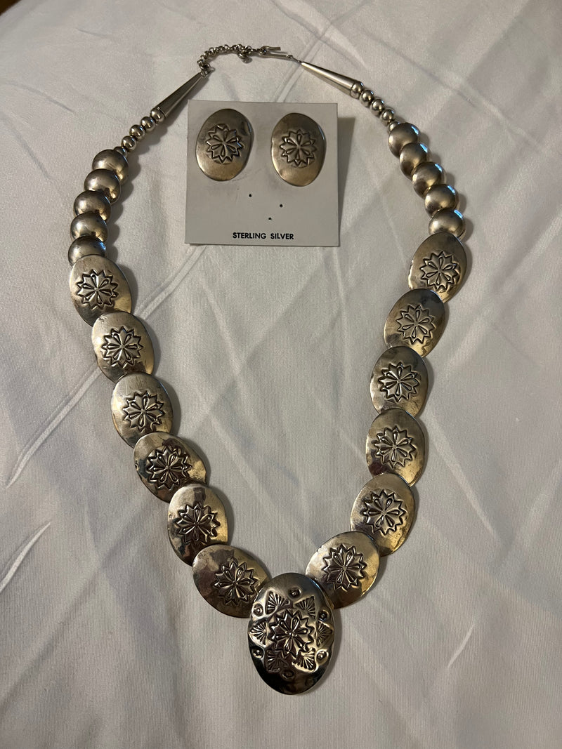 Little Lady Silver Necklace Set